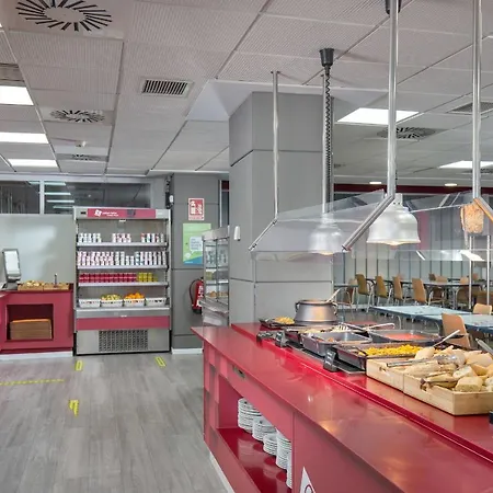 Juvenil Colegio Mayor Galileo Galilei Апартаменты