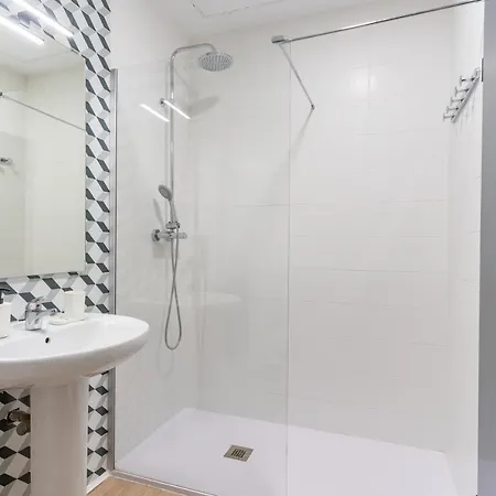 Colegio Mayor Galileo Galilei Apartment