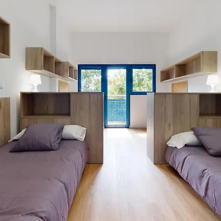 Juvenil Colegio Mayor Galileo Galilei Lejlighed