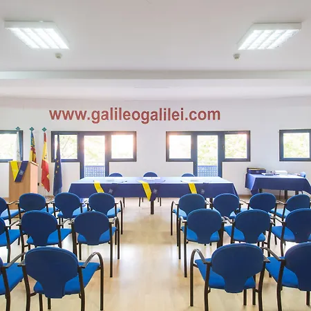 Juvenil Colegio Mayor Galileo Galilei Апартаменты