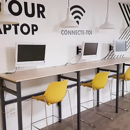 Апартаменты Juvenil Colegio Mayor Galileo Galilei Валенсия