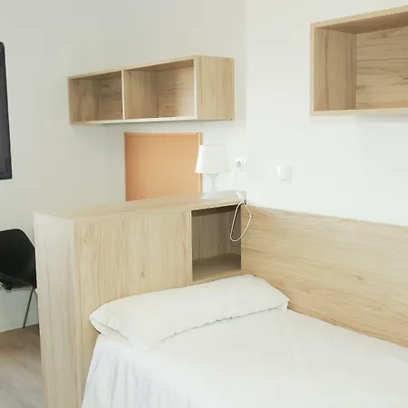 Апартаменты Juvenil Colegio Mayor Galileo Galilei