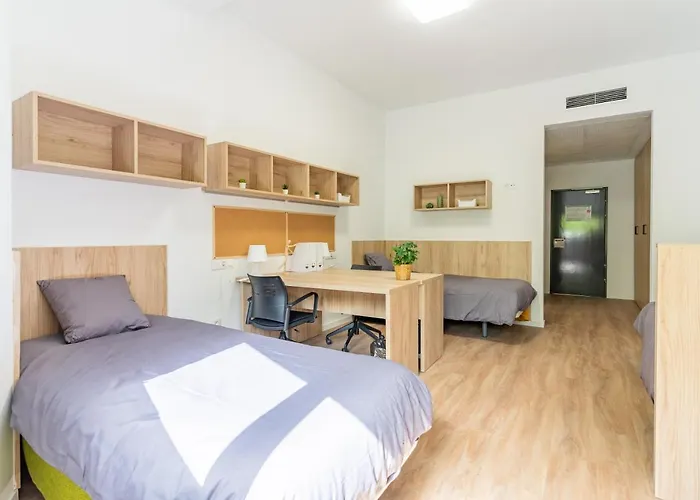 Juvenil Colegio Mayor Galileo Galilei Apartmán