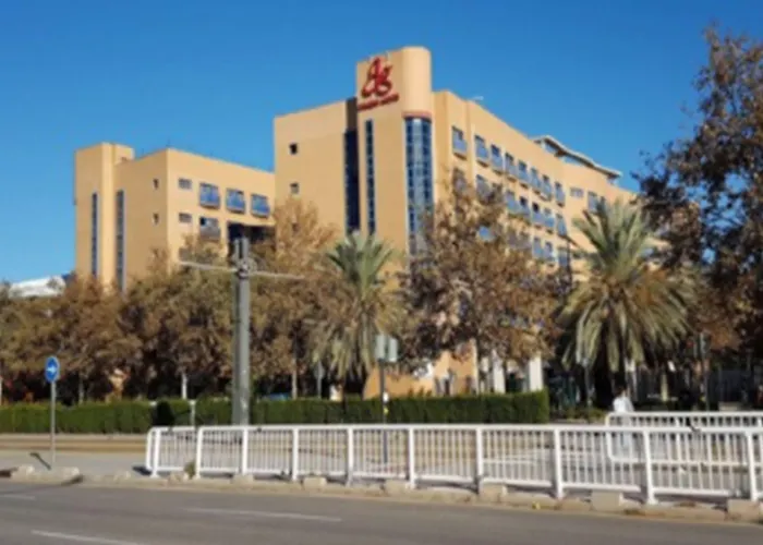 Juvenil Colegio Mayor Galileo Galilei Apartmán