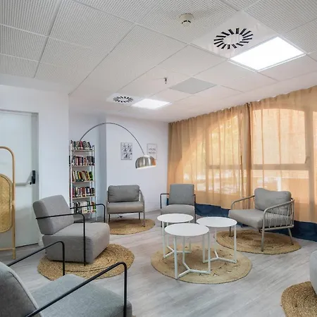 Juvenil Colegio Mayor Galileo Galilei Apartamento